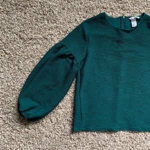 H&M Emerald green crepe top size medium